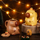 Acellegic Capybara mug set in camel with lid for spill-free mornings