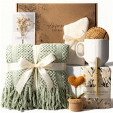 Anforsun knitted tassel blanket offers warmth and comfort