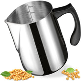 CasaCulina 32oz wax melting pot with a secure handle for precise candle pouring.