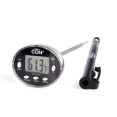 CDN DTQ450X waterproof thermometer front display for fast temperature readings.