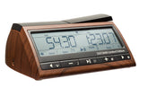 DGT3000 LE wooden-look chess timer front view highlighting the large start-to-second display for precise timing.