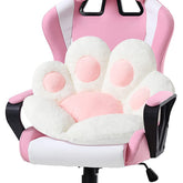 Ditucu cat paw cushion plush white fabric close-up for extended comfort