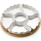 DOWAN 360° rotatable tray allowing quick access to snacks.