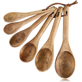 Esie Houzie acacia measuring spoons set in warm wood for daily use
