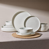 Famiware Milkyway dinner plate with a clean white finish for family meals.