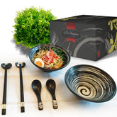 GlucksKompass packaging for the ramen bowl set suggests a premium gift-ready presentation.