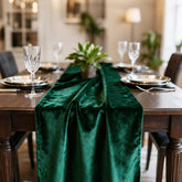 Hahuho velvet table runner in emerald green for elegant 20x120 inch holiday tables