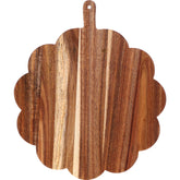 Havawish scalloped edge acacia board for elegant serving and presentation