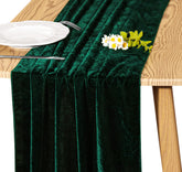 JALANCY velvet table runner emerald green draped on dining table for elegant gatherings.