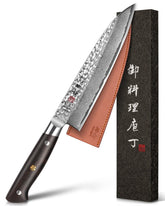 kanngou 67-layer damascus blade close-up demonstrates pattern and precision for slicing