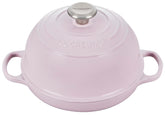 Le Creuset bread oven Shallot lid traps steam for crisp crust