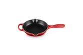 Le Creuset Signature skillet Cerise, top view, ideal for searing on any stove