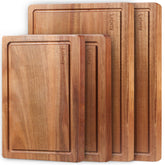 Lelwoy Acacia cutting board 17x12 front view highlights sturdy prep surface