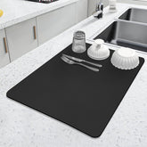 LOPNUR Kitchen Drying Mat with diatomite absorbs water quickly to protect counters.
