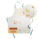 Maison d'Hermine apron pocket close-up showing handy storage for recipes