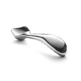 Midnight Scoop ergonomic handle close-up showing a comfortable grip for easier scooping.