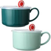Nuenen blue soup bowl with lid and handle for hot soups and noodles.