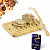 Paz Fumis bread slicer knife with serrated blade for clean, even slices.