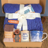 Pengtai gift set blanket delivers warm comfort for cozy evenings.