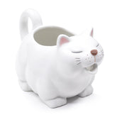RAISLY cat gravy boat front view with large 700ml capacity for family-style sauces.