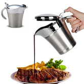 Riavzau gravy boat with hinged lid for easy refills.