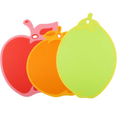 Saebume apple-shaped cutting board with sturdy prep surface for quick fruit tasks