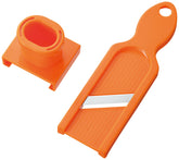 Shimomura FV-607 garlic slicer for quick, even garlic slices.