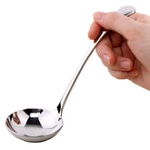 Two-pack SIAIQIANG small ladle for precise sauce serving.