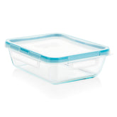 Snapware 6-cup glass rectangle with lid showing airtight seal for leftovers.