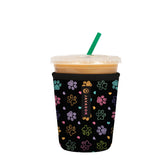 Sok It JavaSok sleeve close-up keeps drink cold and hands dry.