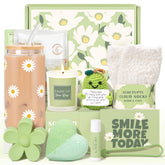 Suhctuptx Daisy Aesthetic Glass Cups for joyful hydration and gifting.