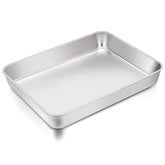 TeamFar lasagna pan with a brushed surface for even browning and easy cleanup.