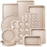 Terlulu 10-piece baking pans set overview for versatile oven baking possibilities.