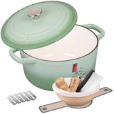 VORRINGARD dutch oven green front view with lid showing heat retention.