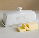 WERTIOO Butter Dish with Lid front view on counter preserves butter freshness