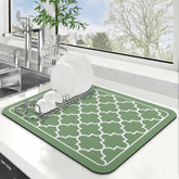 WISELIFE dish drying mat absorbs water quickly, keeping dishes and counters dry.