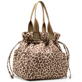Yarnic Leopard lunch bag with full-size capacity for meals and snacks
