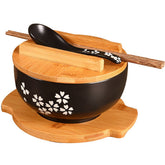 YingXue ceramic Sakura ramen bowl with lid shows elegant black glaze and warmth retention