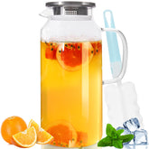 Yirilan Glass Pitcher 2L pours with a smooth, controlled stream.