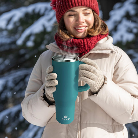 34HD tumbler features removable parts for thorough cleaning.