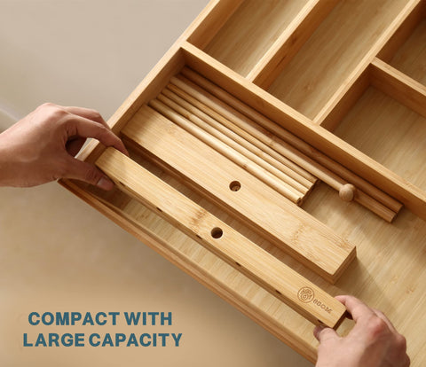 8SOM rack collapses to a compact size for easy storage.
