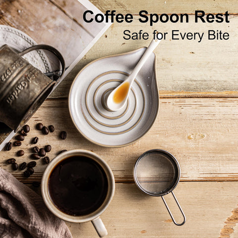 Cormomu nonstick surface spoon rest cleans easily and is dishwasher-safe.