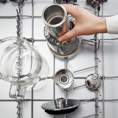 Aarke Purifier dishwasher-safe components for easy cleaning after use.