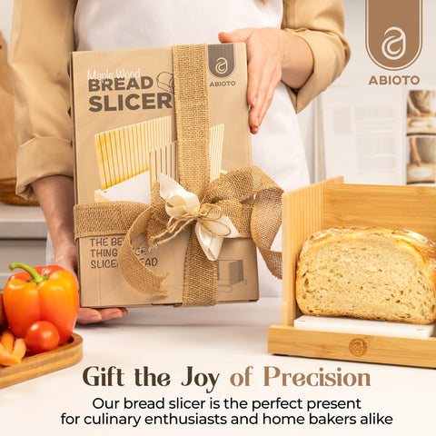 Maple fingers and HDPE base prevent splinters and blade dulling on the ABIOTO slicer.