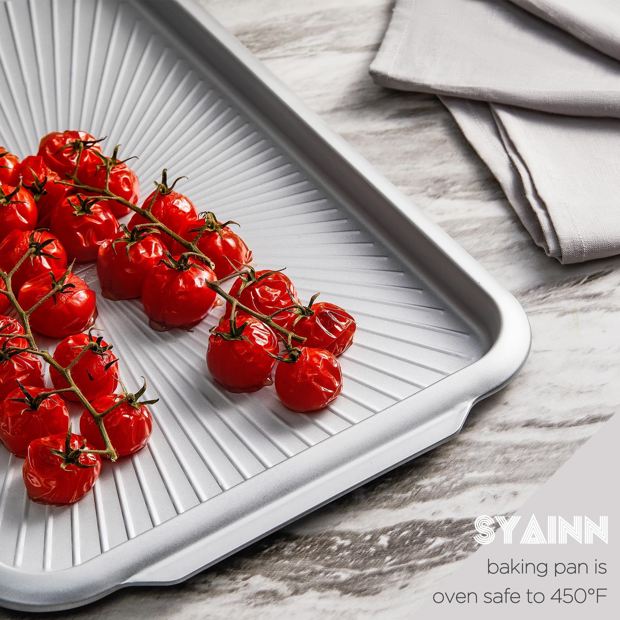 ABSORATED SYAINN sun-texture base promotes airflow for even baking