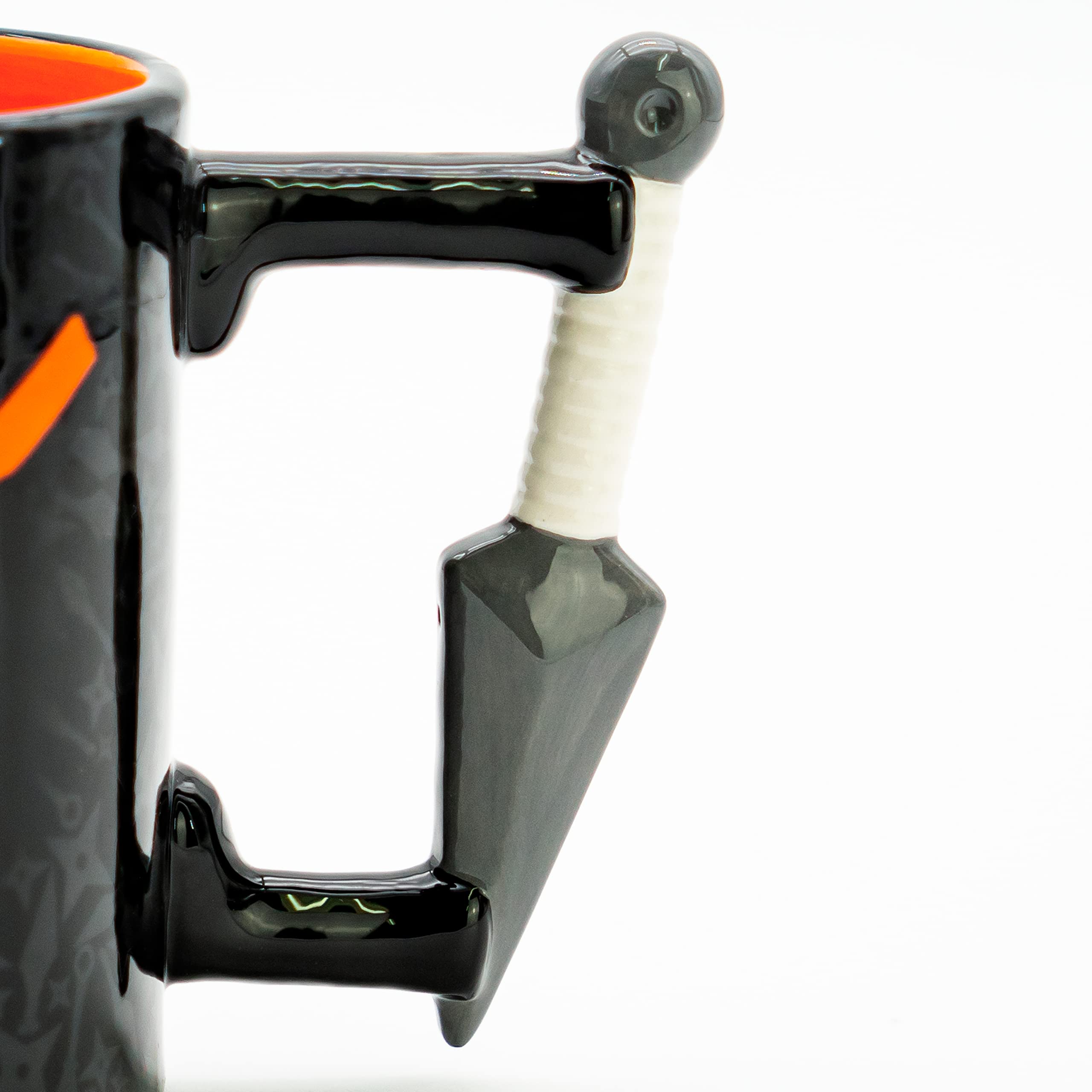 ABYstyle Naruto manga-inspired design enhances desk appeal during coffee breaks.