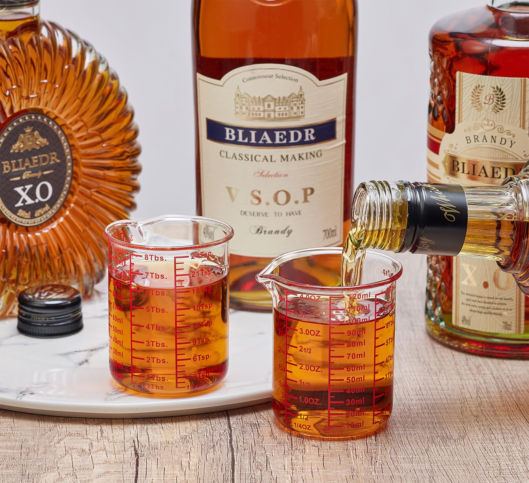 Ackers BORO3.3 borosilicate glass is durable and BPA-free