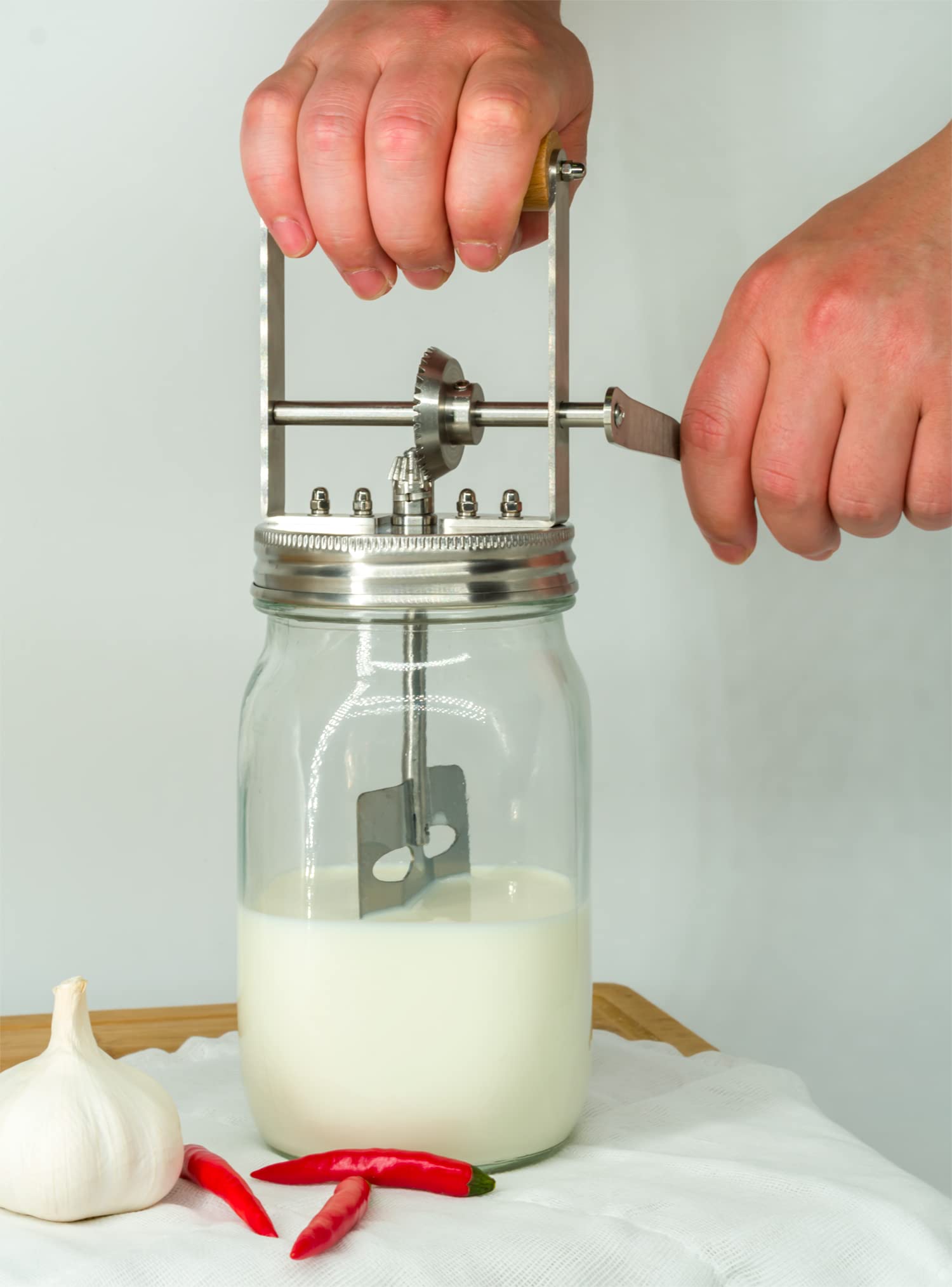 Aeaker Butter Churner DIY gift idea for food lovers.