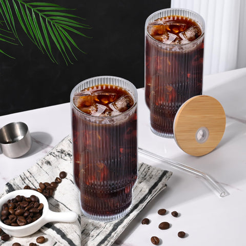 AFINSEA 16oz cup with bamboo lid features retro style and practicality.