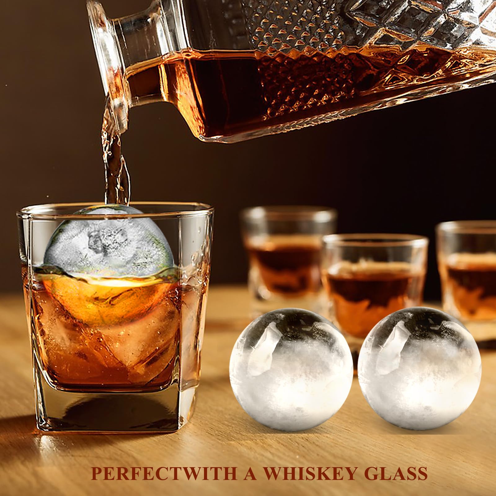 Aibirui round ice mold designed for whiskey, bourbon, and cocktails.
